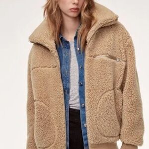 Aritzia Wilfred Free Sherpa Jacket